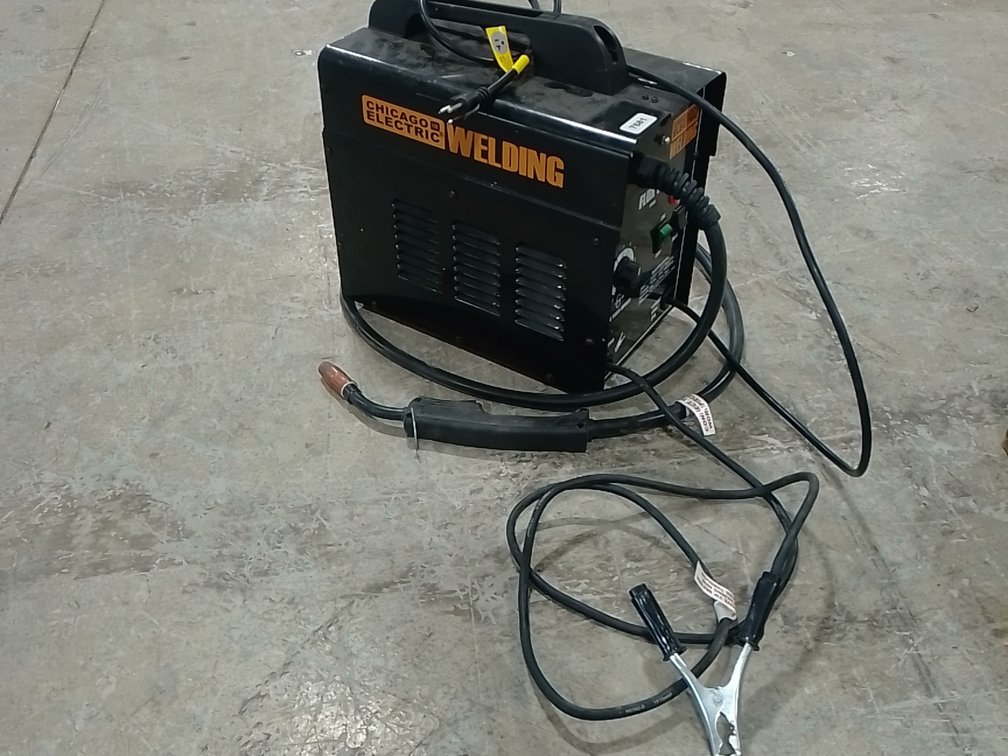 Chicago Electric Flux 125