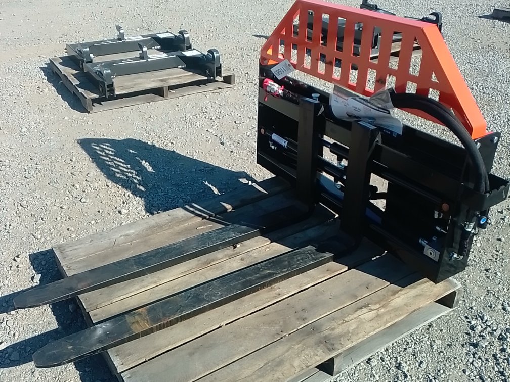 Pallet Fork Hyd. Adjustable Wolverine PFA-11-3300G