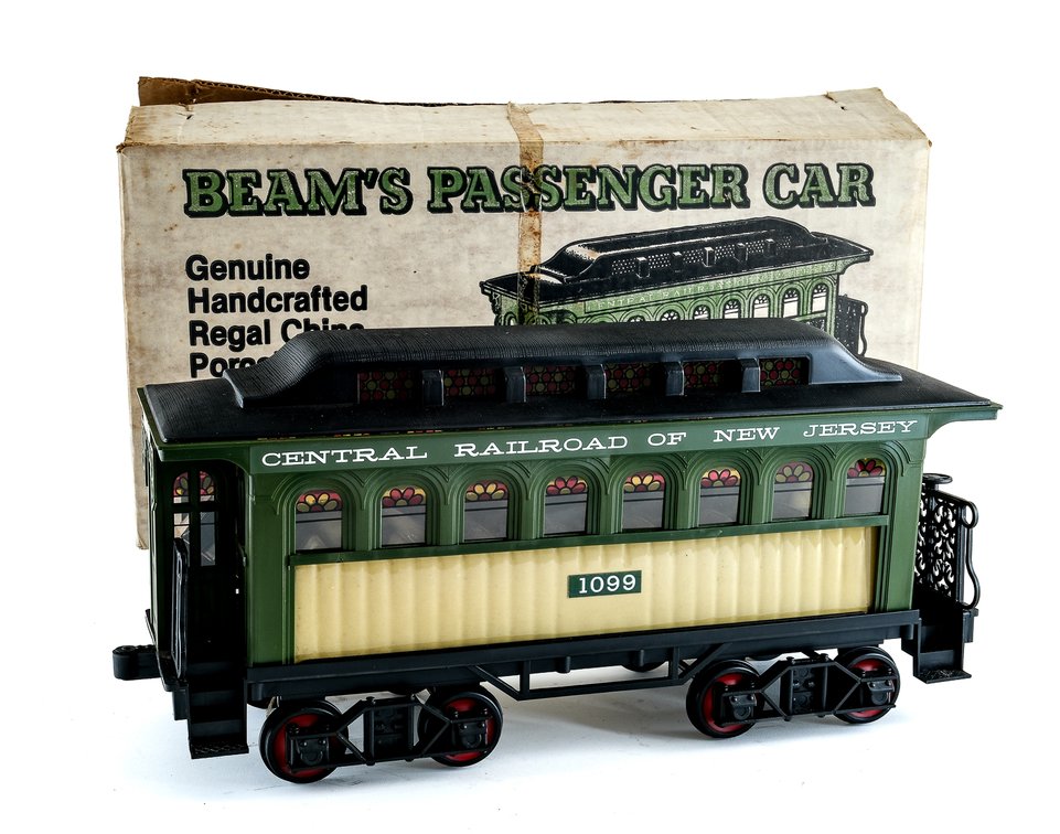 Jim Beam Decanter: Central Railroad of New Jersey Passenger Car 1099