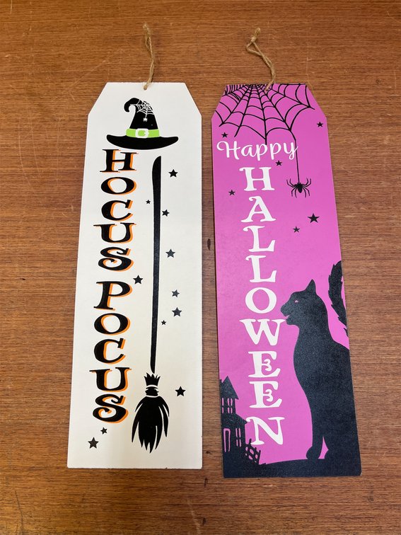 2pk Halloween Signs