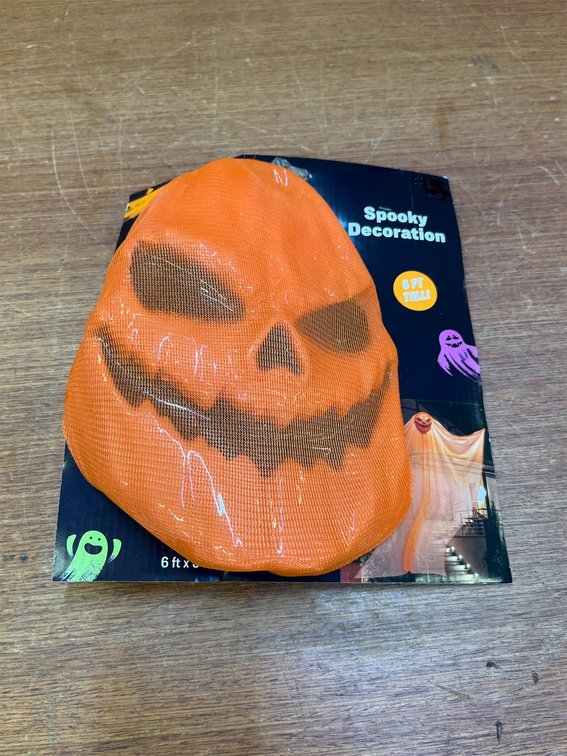 6' x 5' Spooky Halloween Decoration