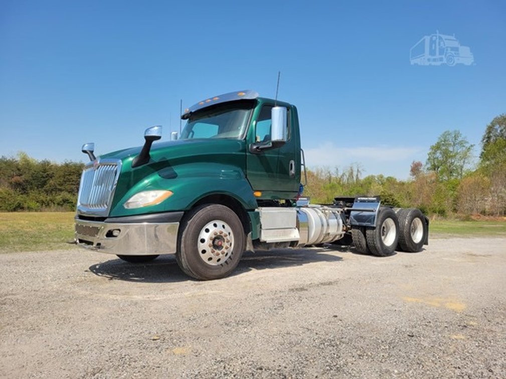 2018 International LT Automatic Day Cab