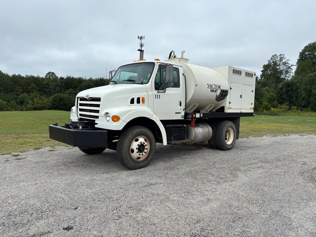 1999 Sterling LT8500 Jetter Truck