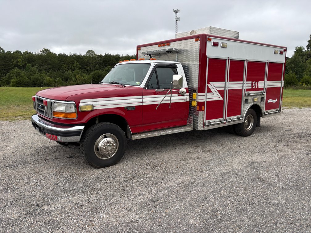 1997 Ford F-Super Duty XLT Crash Truck