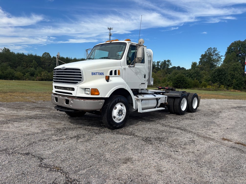 2007 Sterling L9500 Day Cab