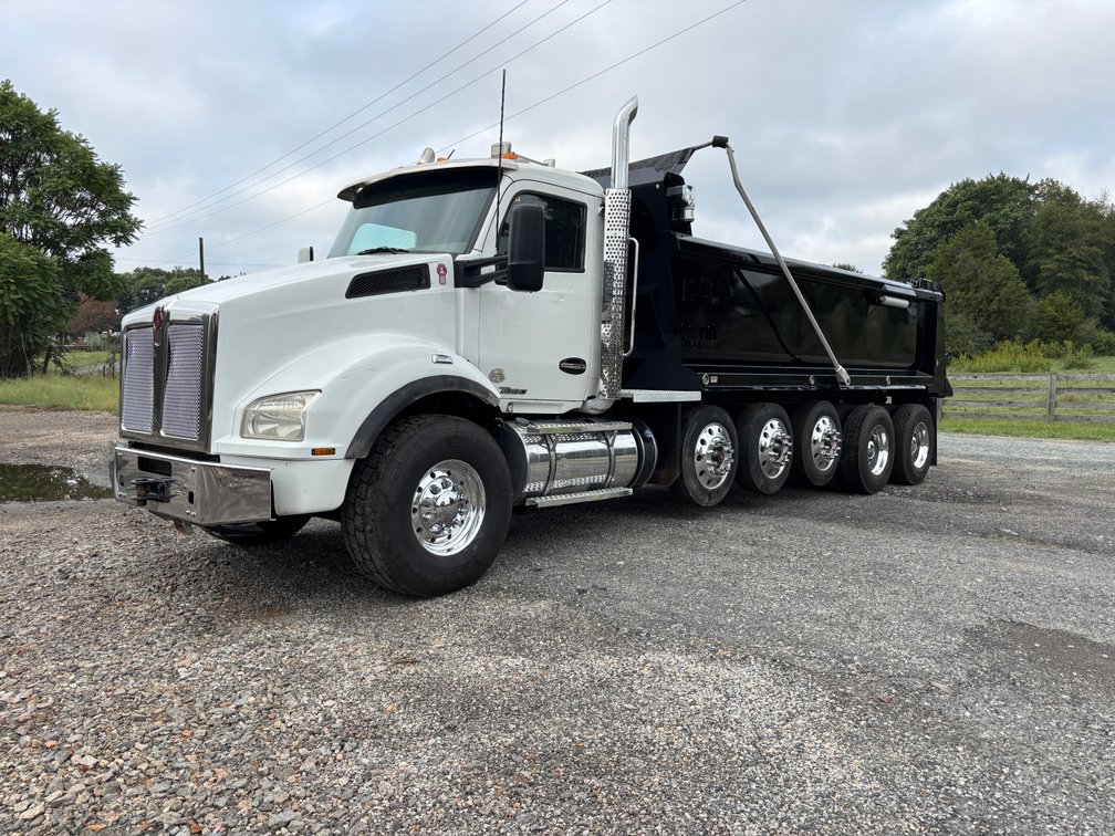 2018 Kenworth T880 Quint Dump w/ High Lift Gate