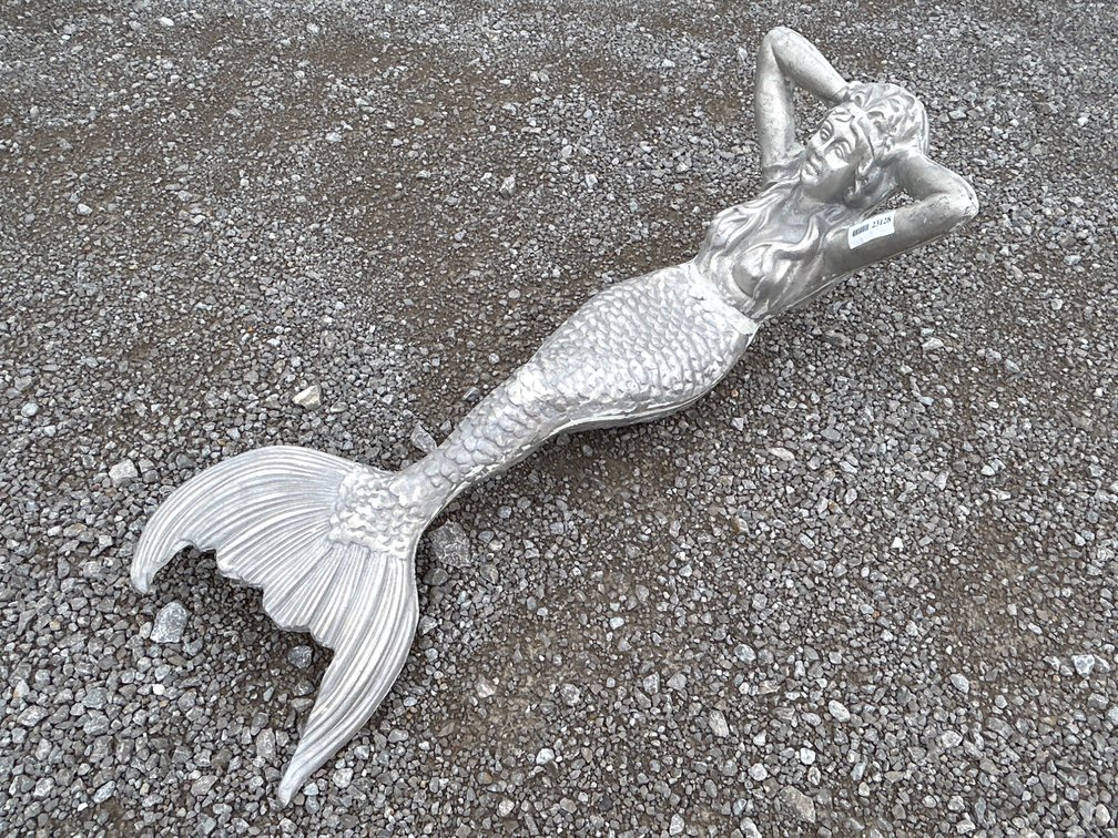 MERMAID YARD DECOR