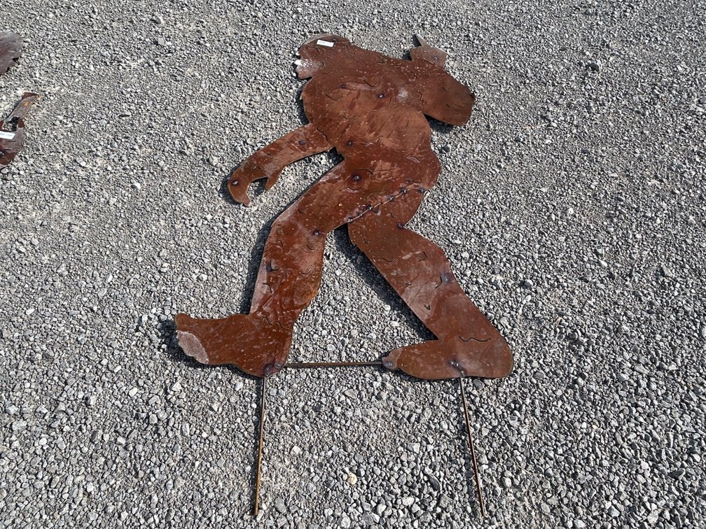 METAL BIGFOOT YARD SILHOUTTE