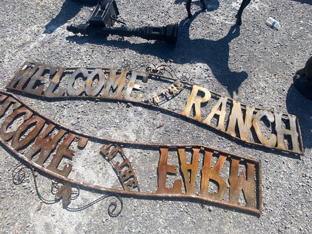 METAL " WELCOME TO THE RANCH" SIGN