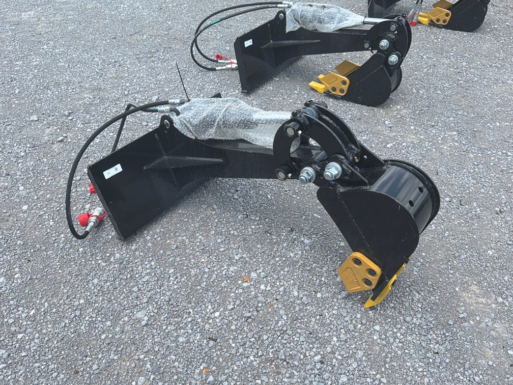 BACKHOE ATTACH
