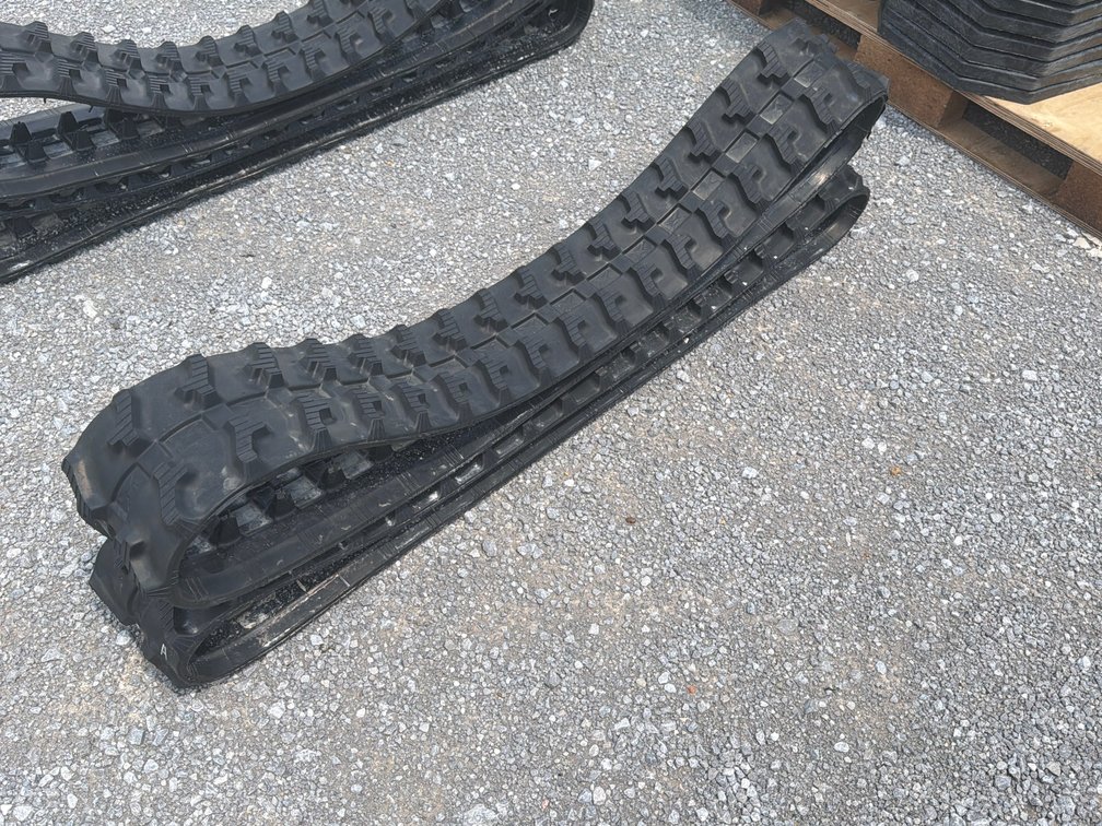SET OF MINI SKID STEER TRACKS