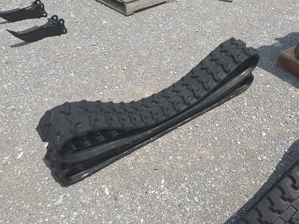 SET OF MINI SKID STEER TRACKS