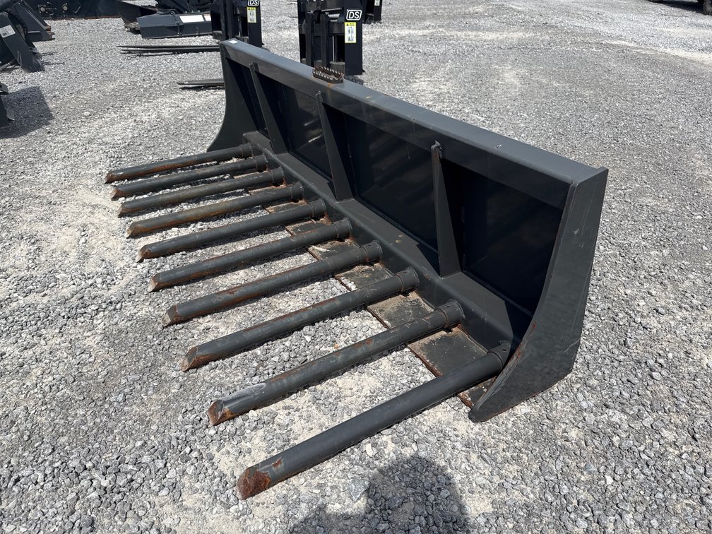 CID XTREME 84" XMF84 MANURE FORK
