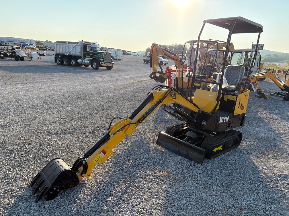 HTC10 MINI EXCAVATOR