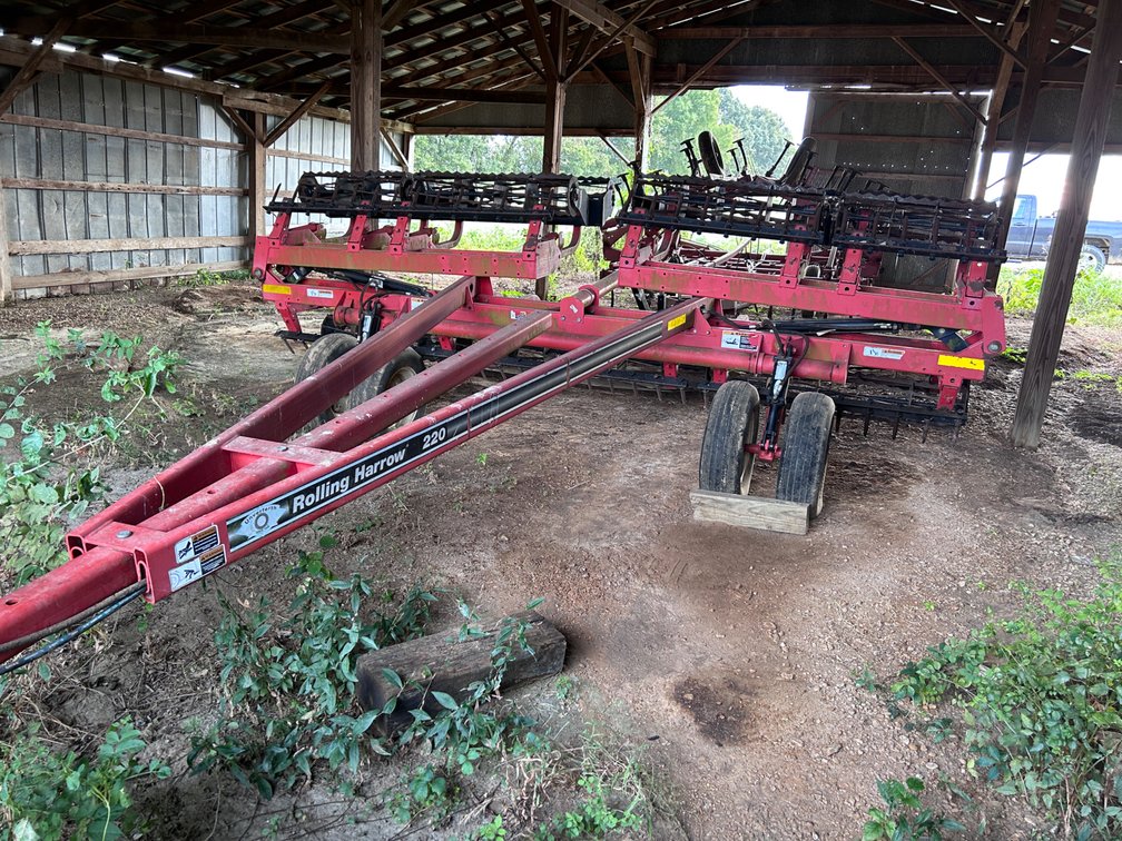 UNVERFERTH ROLLING HARROW 220