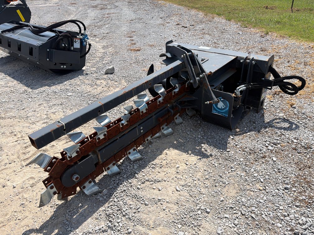 WOLVERINE TRENCHER ATTACH
