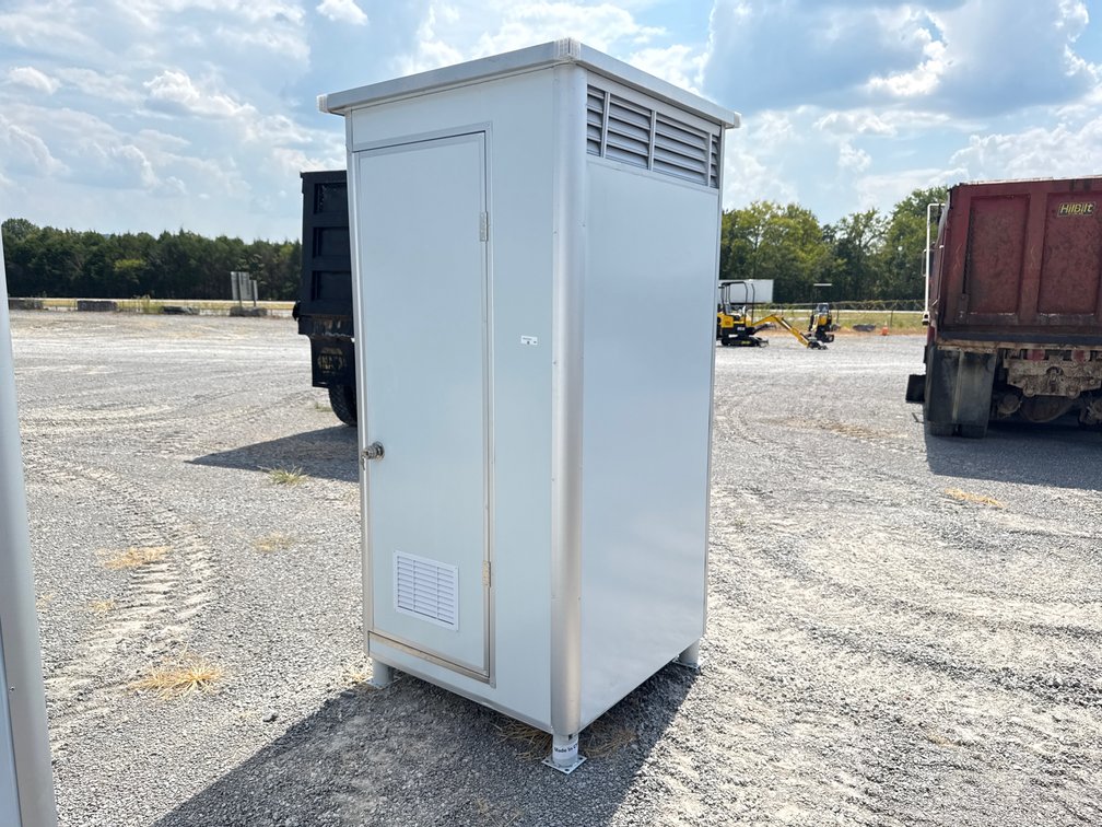 PORTABLE RESTROOM