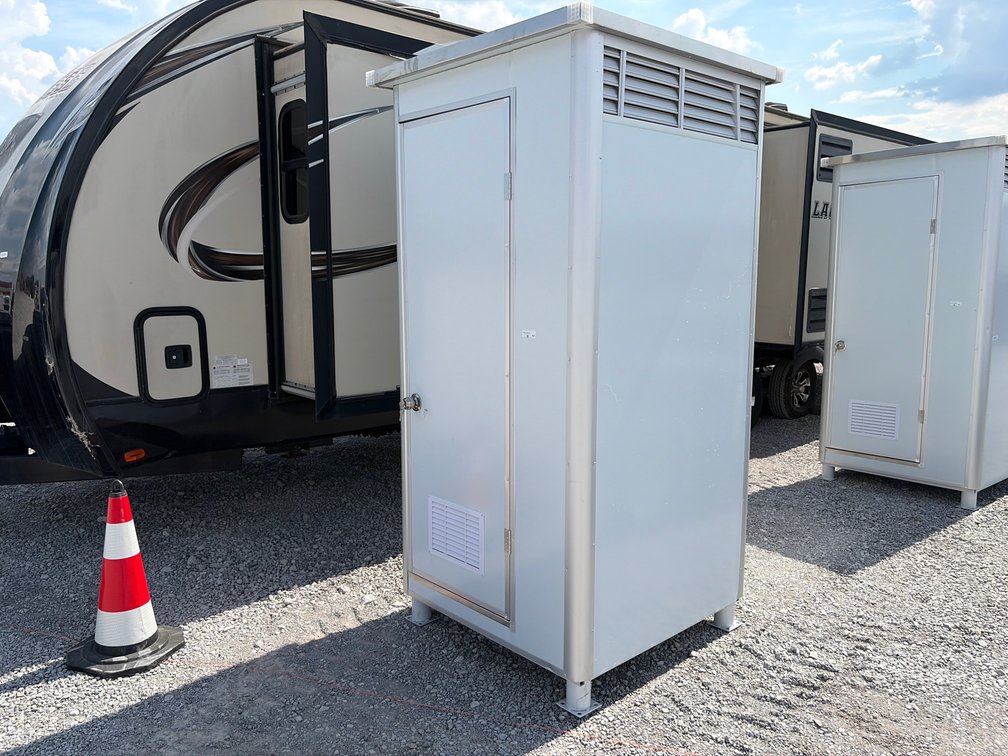 PORTABLE RESTROOM