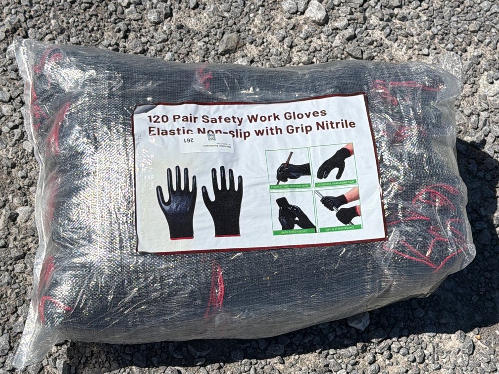 LOT OF (120) WORK SAFETY GLOVES