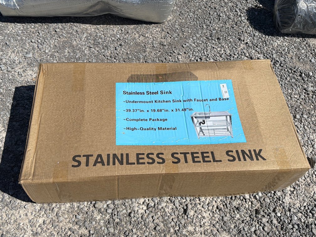 STAINLESS STEEL SINK