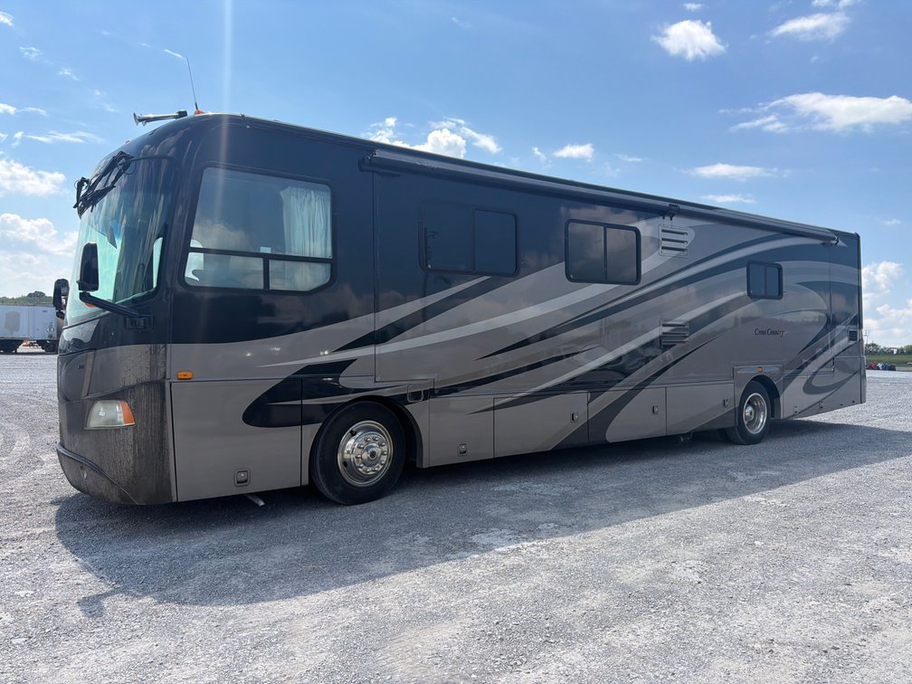 2008 COACHMAN 383FWS CROSS COUNTRY MOTORHOME
