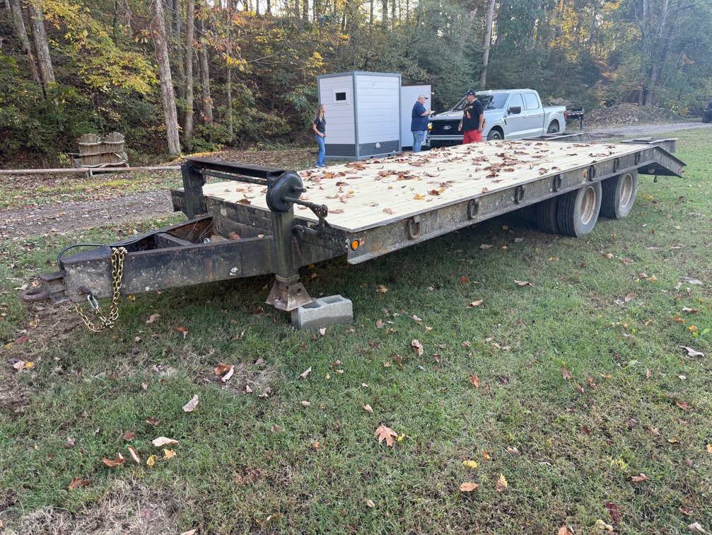 DUAL TANDEM AXLE EQUIPMENT TRAILER