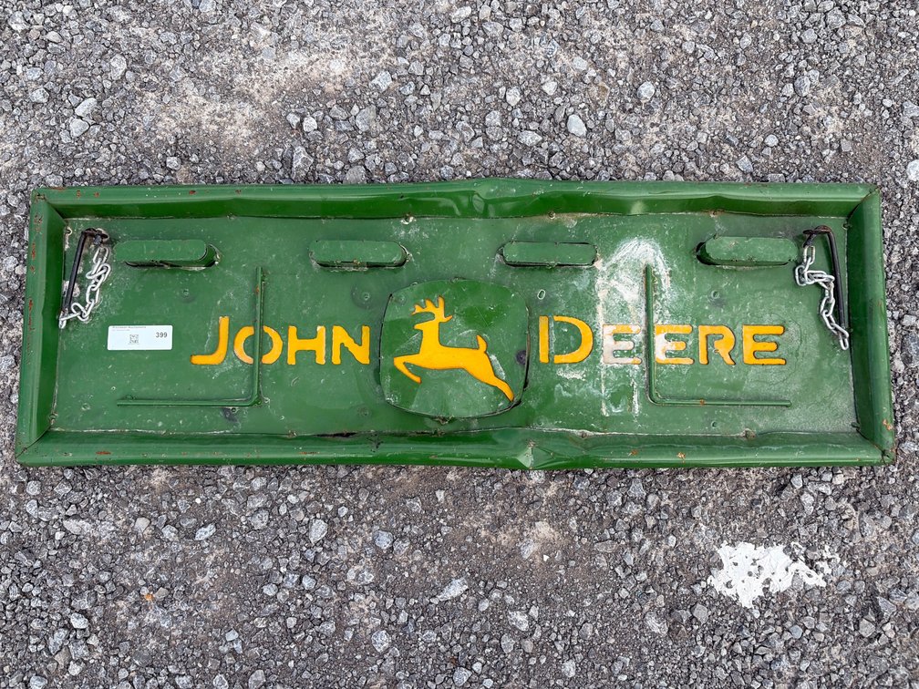 JOHN DEERE METAL TAILGATE DECOR