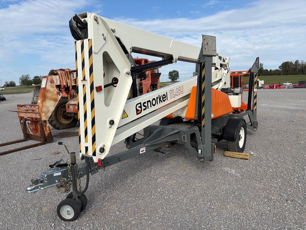 2024 SNORKLE TL49J TOWABLE MAN LIFT
