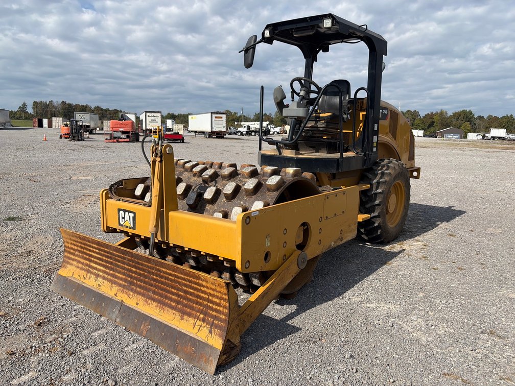 CAT CP44B VIB PADFOOT COMPACTOR