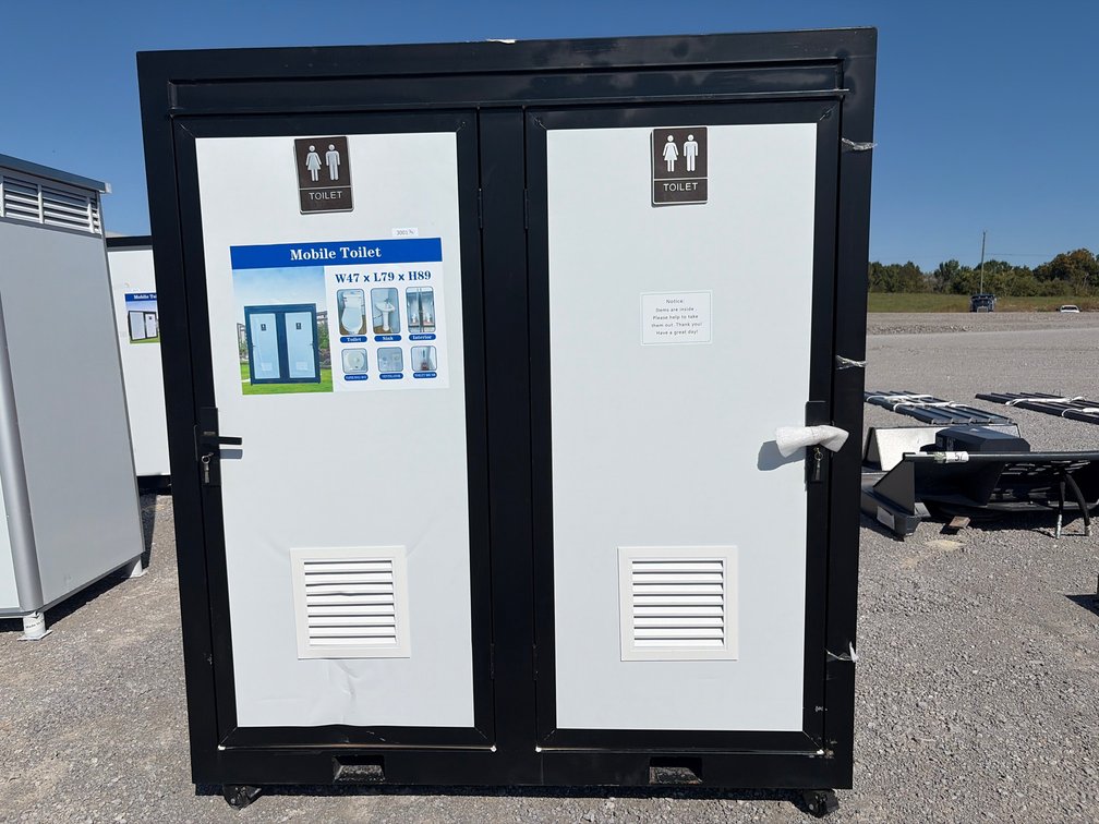 PORTABLE MOBILE TOILET