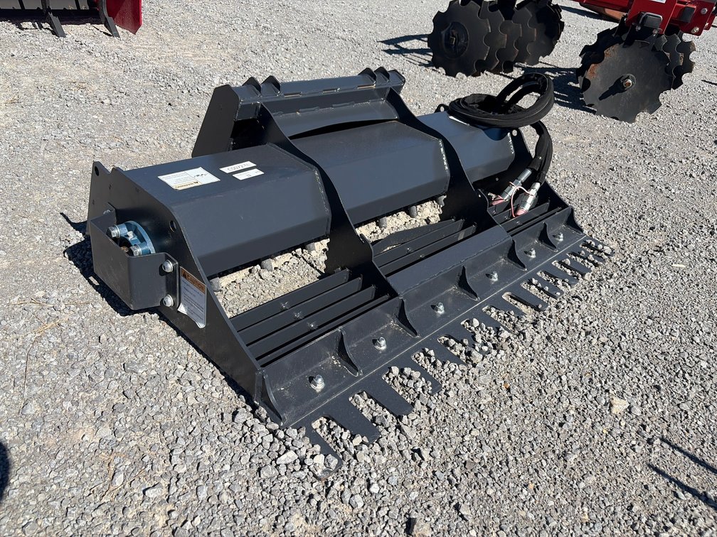 MINI SKID STEER LAND LEVELER