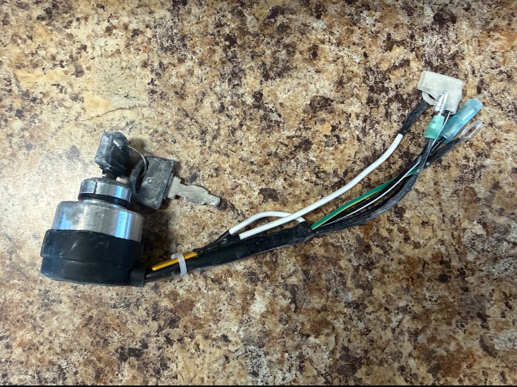 IGNITION SWITCH