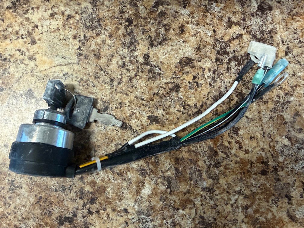 IGNITION SWITCH