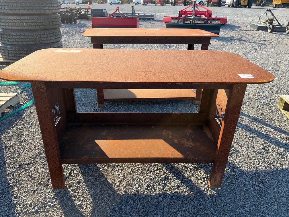 WELDING TABLE