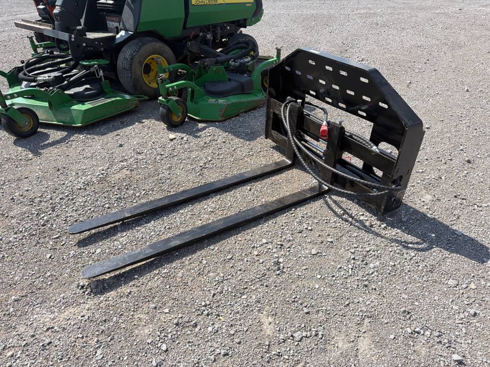 60" HYD ADJUSTABLE PALLET FORKS
