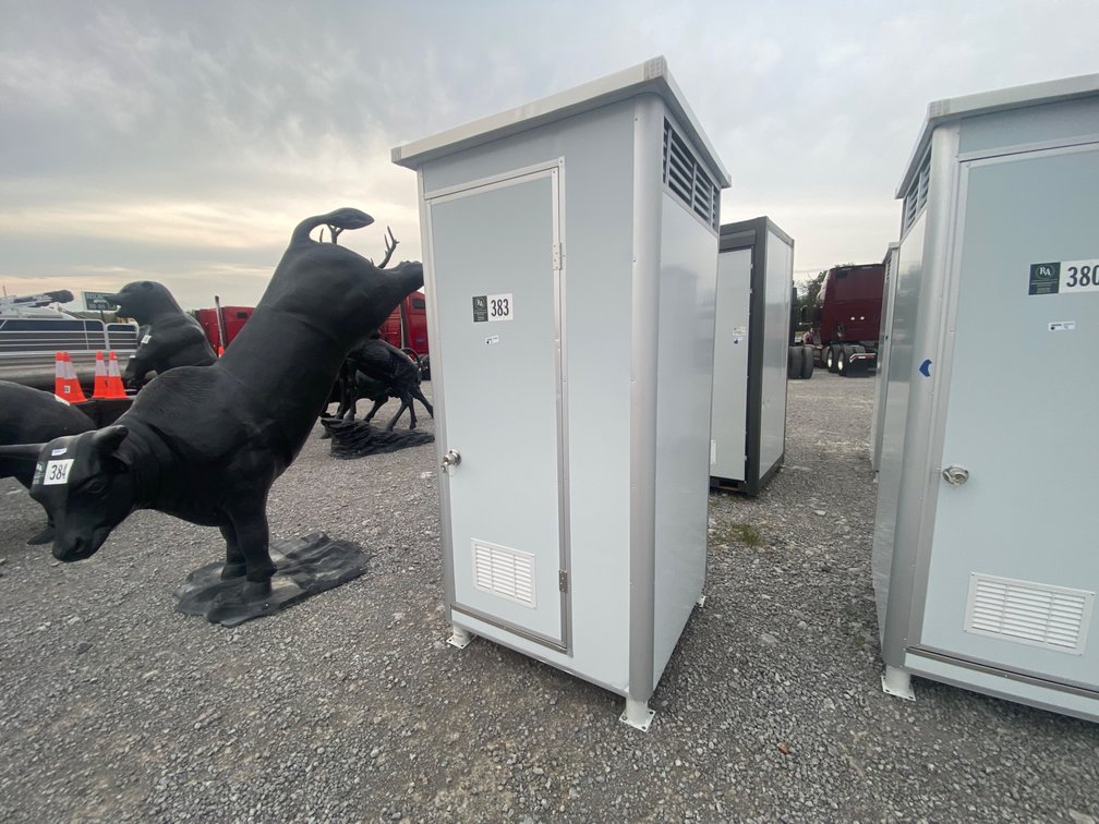 PORTABLE RESTROOM