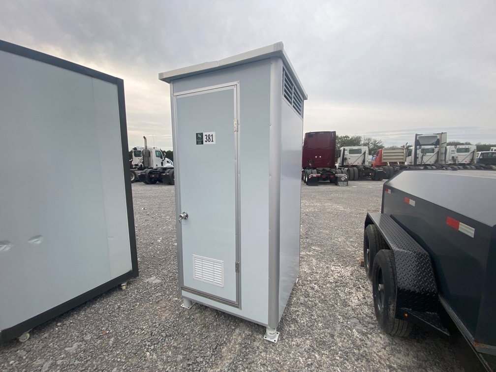 PORTABLE RESTROOM