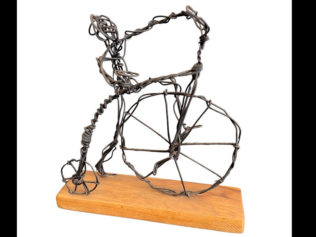 Metal Wore Scupture