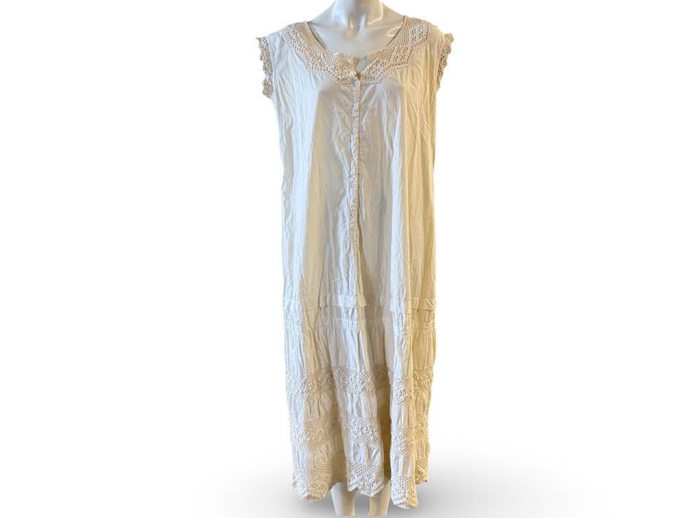 Antique White Cotton Lace Nightgown