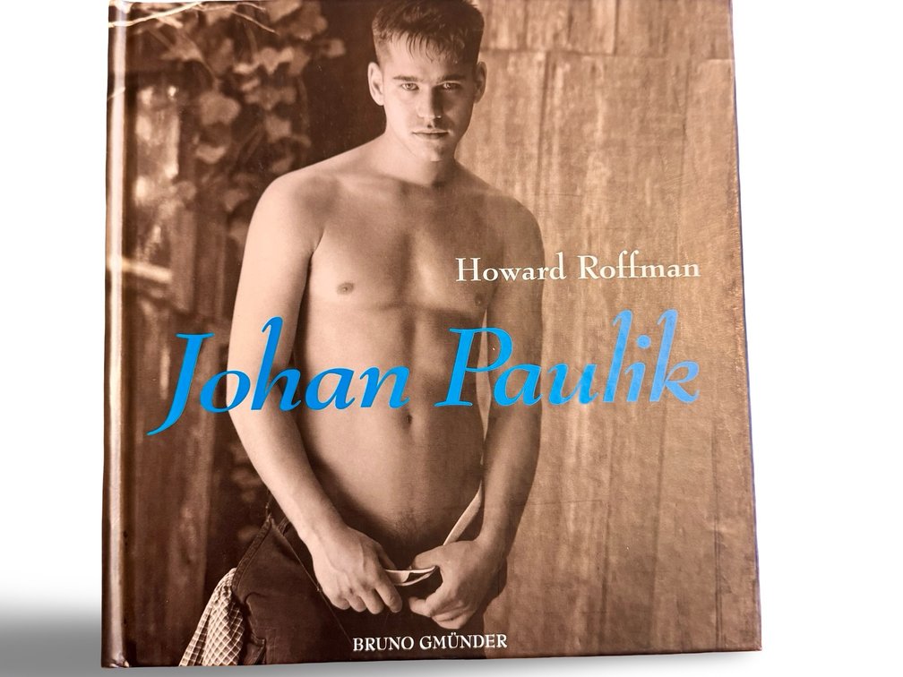"Johan Paulik", Howard Roffman