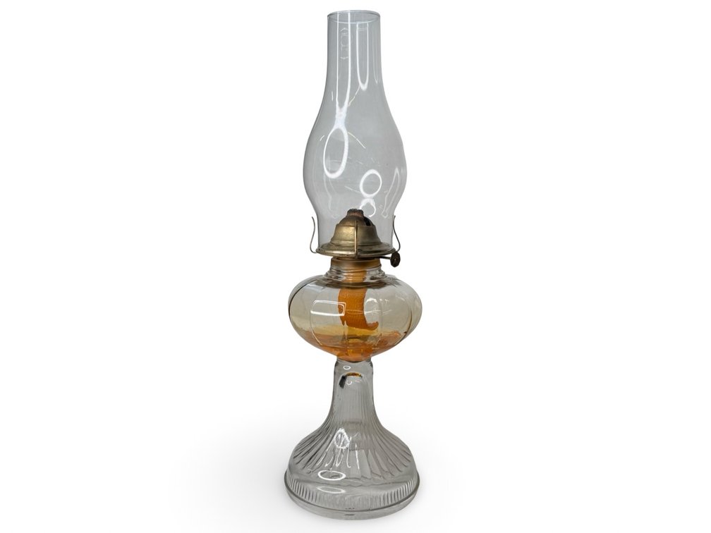 Clear Glass Kerosene Lamp with Eagle Burner