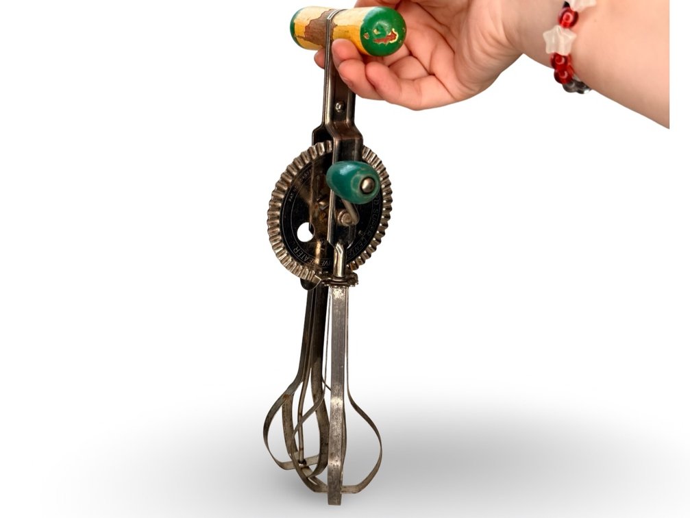 Edlund Metal Rotary Egg Beater with Green Wooden Knobs