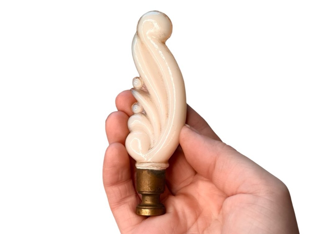 Aladdin Glass Lamp Finial