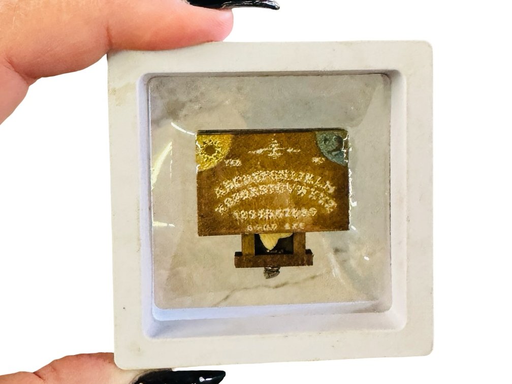 Miniature Ouija Spirit - UV Reactive