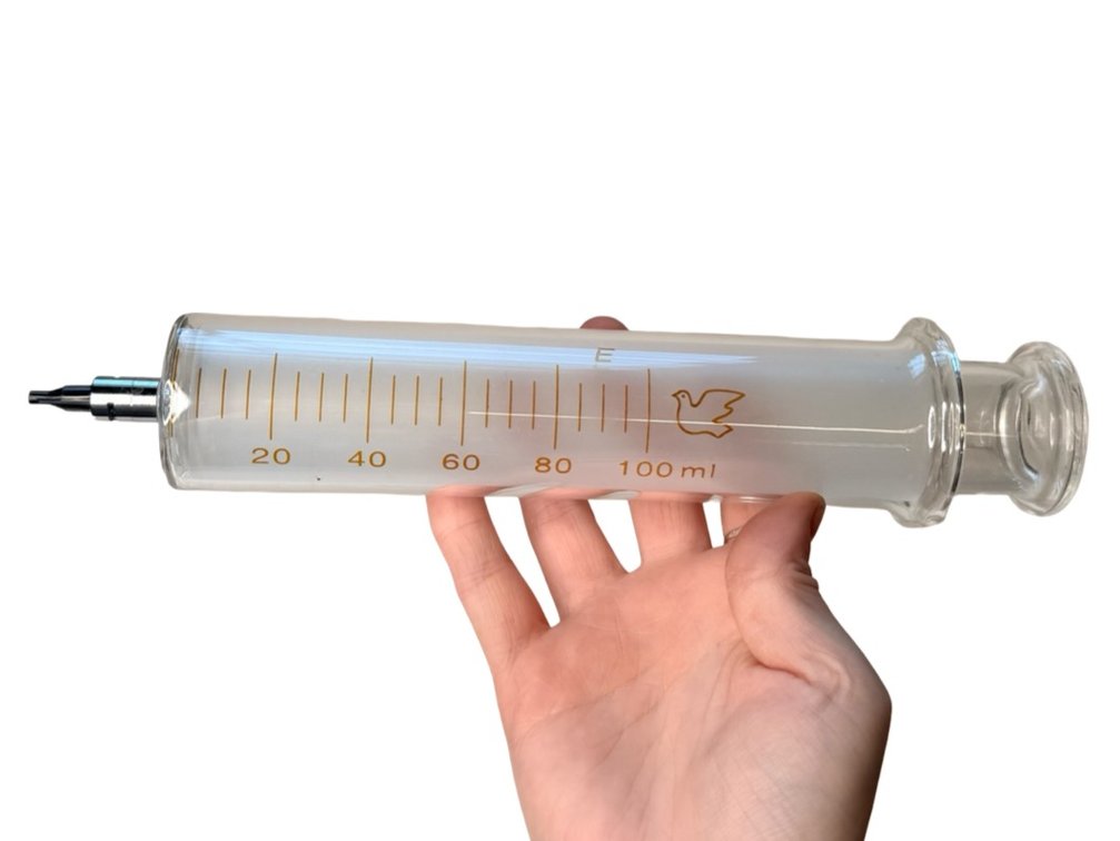 100 ml Graduated Glass Syringe with Metal Tip