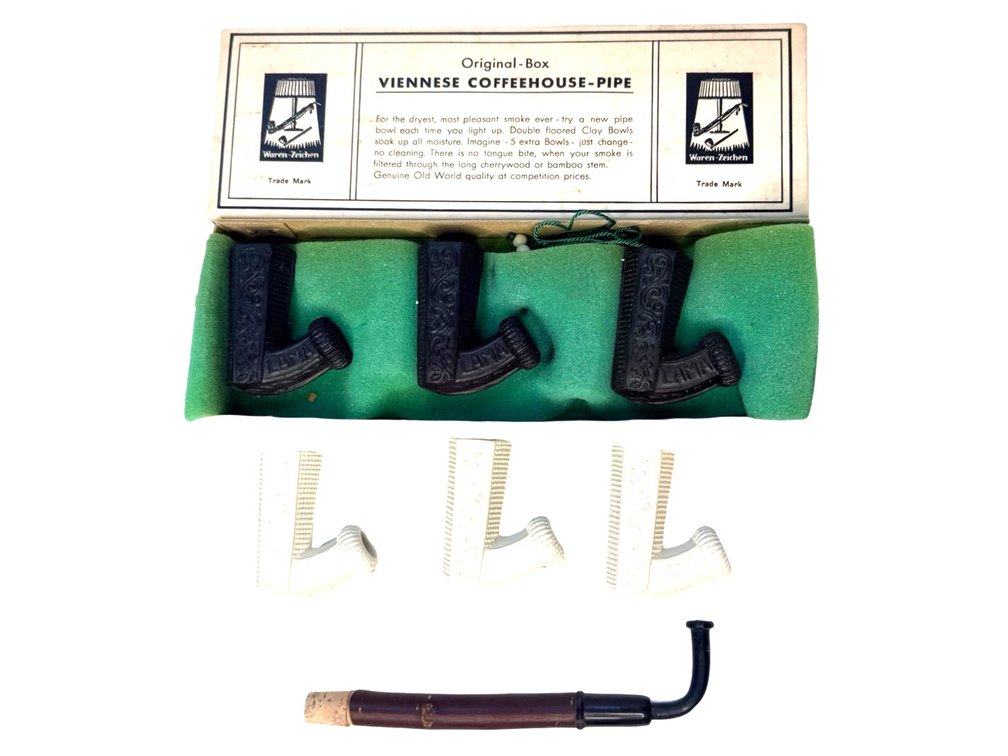 LAMA Viennese Coffeehouse Pipe Set with Six Clay Bowls
