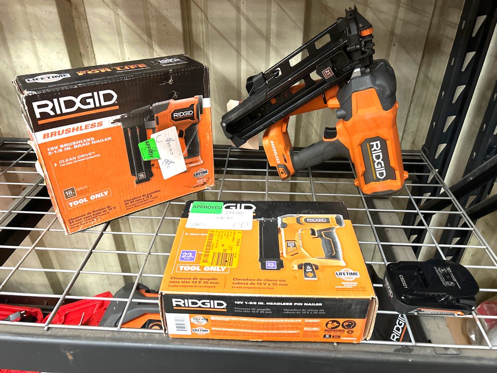 Ridgid 18V Nailers, includes Battery, 3pcs, inv #c42182