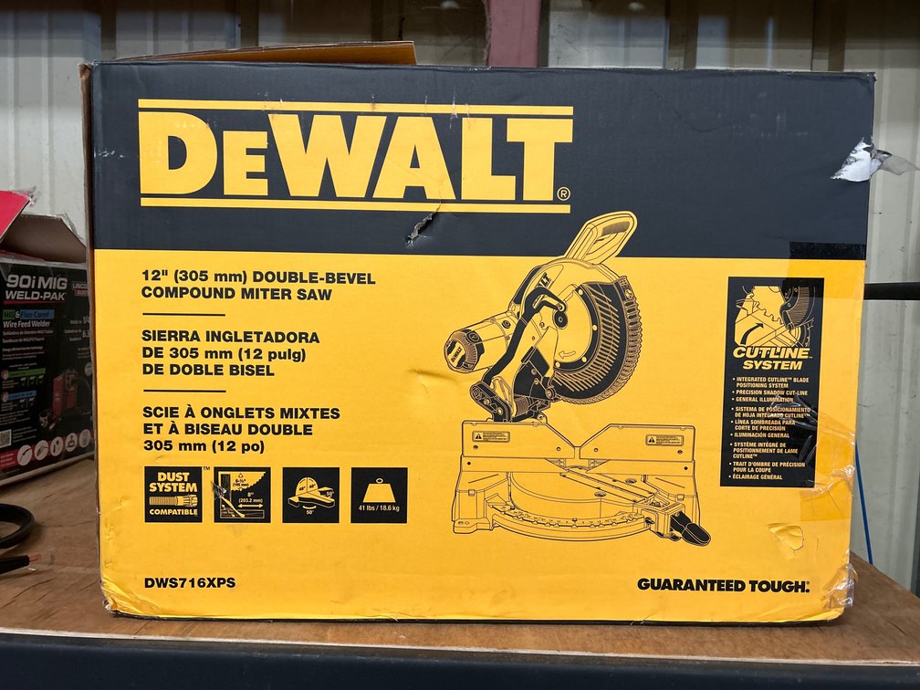 DeWalt 12in Miter Saw, inv #c44294