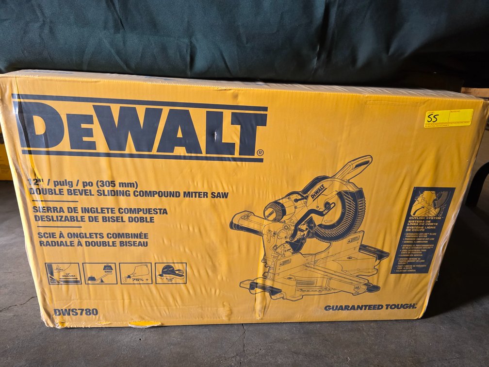 Dewalt 12" Double Bevel Sliding Compound Miter Saw, inv: 24c0188b640