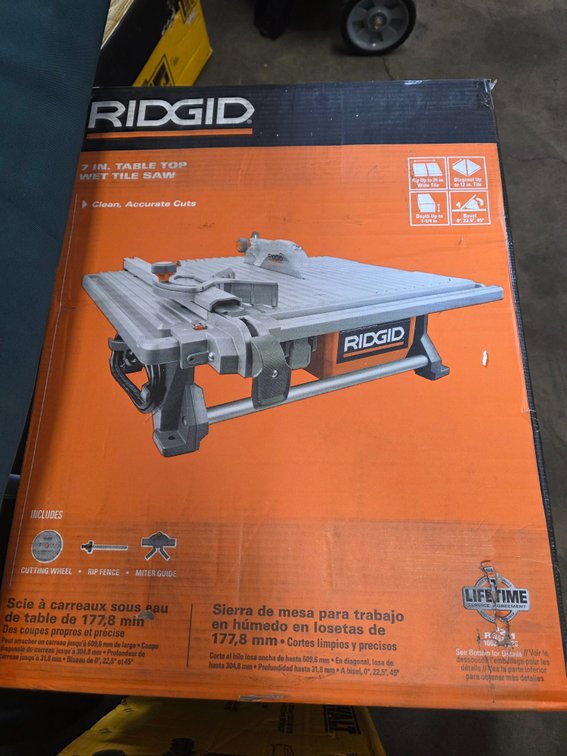 Ridgid 7" Table Top Wet Tile Saw, inv: 21c0216c179